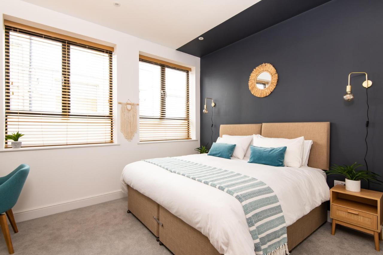 Stunning 2 Bed Apartment Sea Views And Parking Worthing Exterior foto