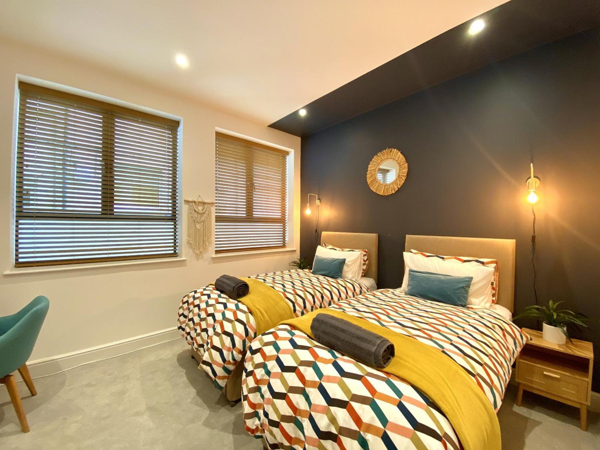 Stunning 2 Bed Apartment Sea Views And Parking Worthing Exterior foto